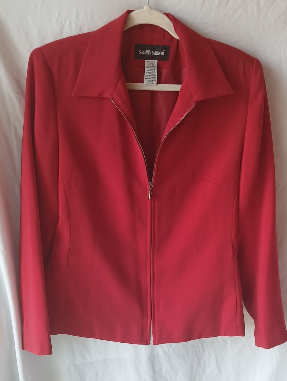 Sag Harbor Women's Bright Red Zip Blazer